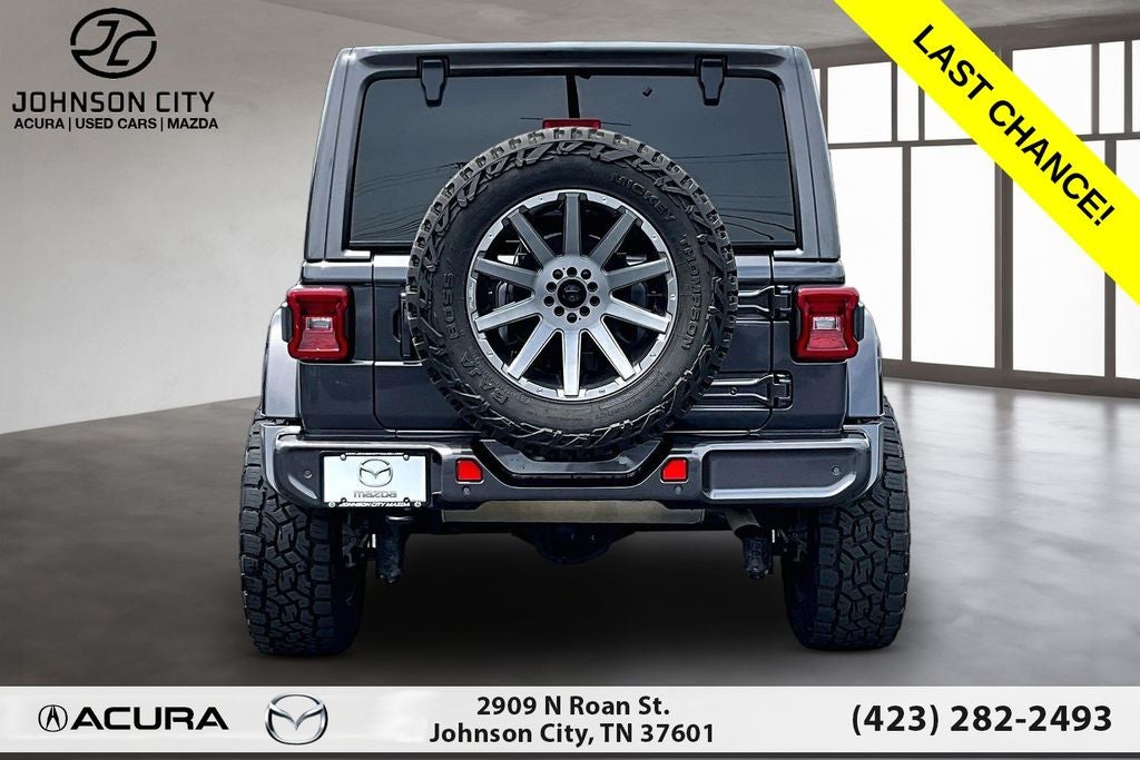 2021 Jeep Wrangler — interior view