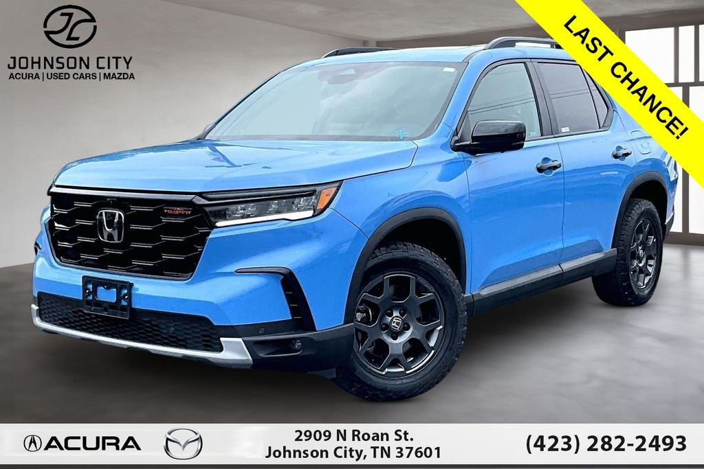 2024 Honda Pilot TrailSport in Diffused Sky Pearl — front three-quarter view